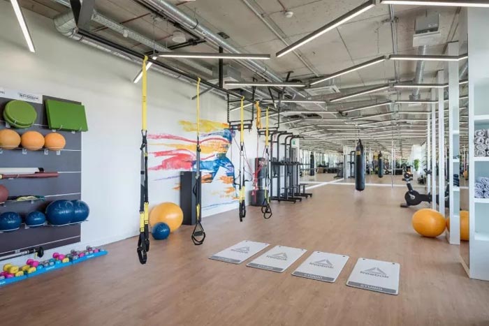 2500平方辦公室健身區(qū)裝修設(shè)計效果圖