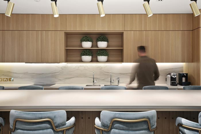 金融控股辦公室茶水間裝修設(shè)計(jì)效果圖