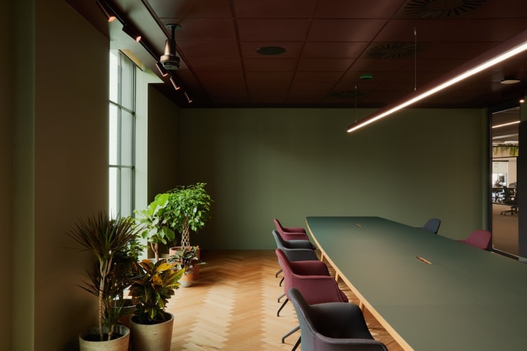 辦公室會(huì)議室