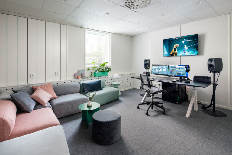 辦公室展示區(qū)域