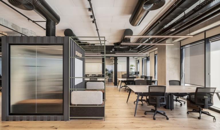 辦公室辦公區(qū)域