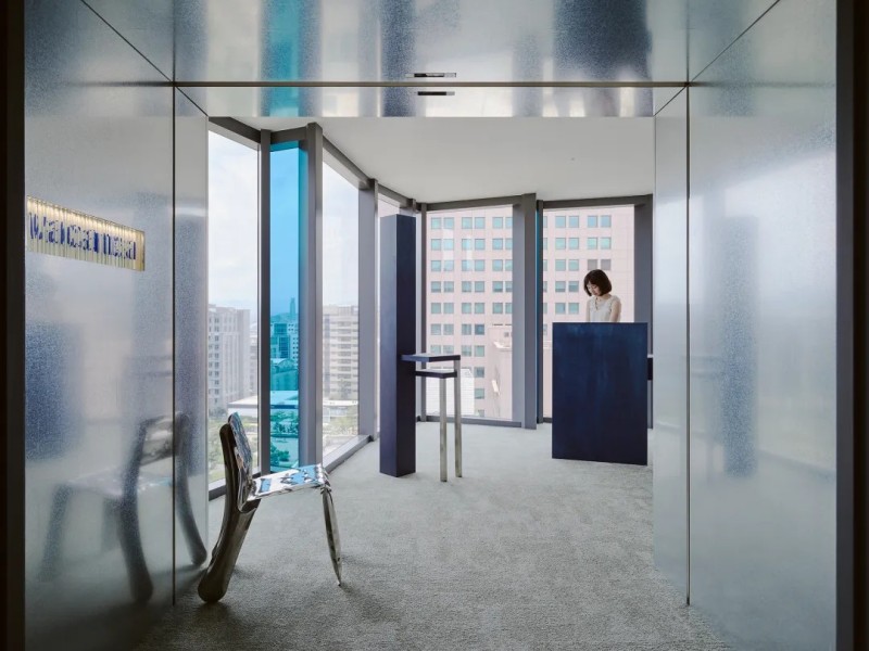 小型服飾時(shí)尚公司辦公室設(shè)計(jì)裝修476平方